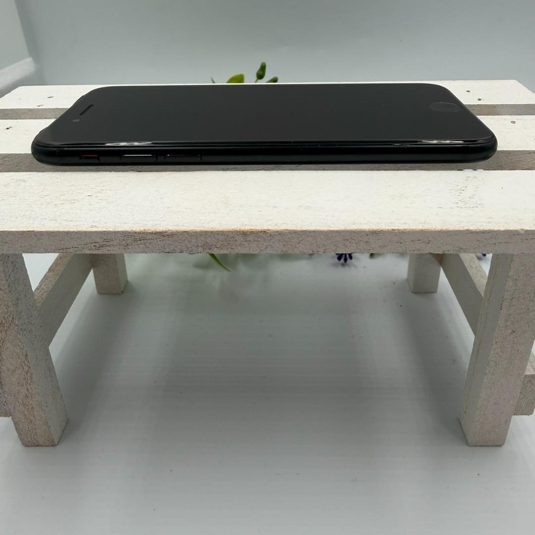 iPhone SE第3世代 64GB ミッドナイト 450