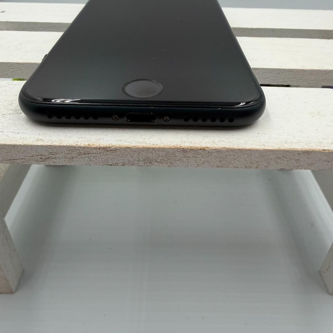 iPhone SE第3世代 64GB ミッドナイト 450