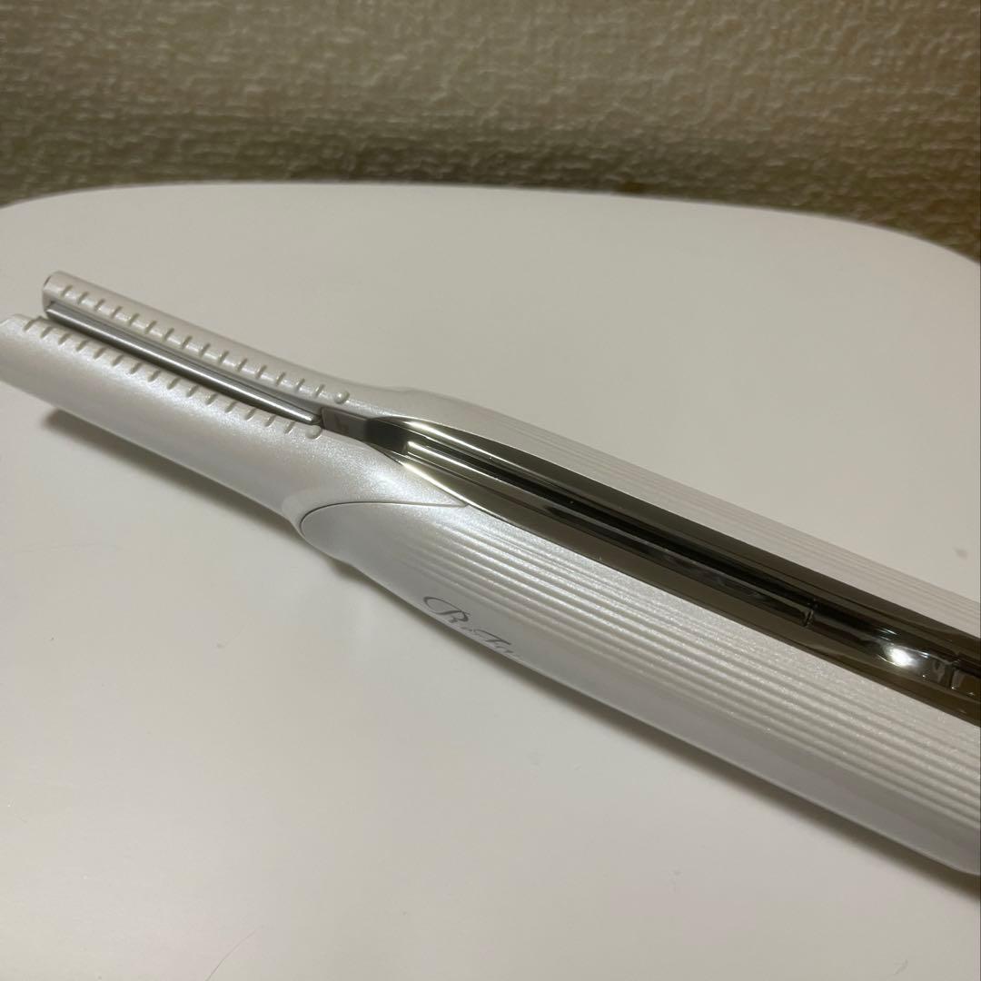 美品 ReFa コードレス ヘアアイロン